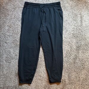 lululemon athletica women’s black Joggers